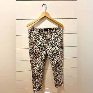 7 Jen Mankind leopard jeans. Great condition. Super cute. Size 10.